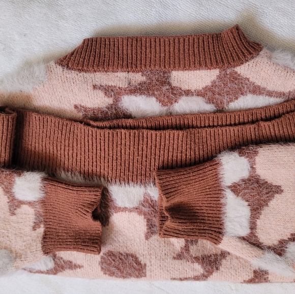 Floral Patterned Sweater -  and Brown - Picture 6 of 11